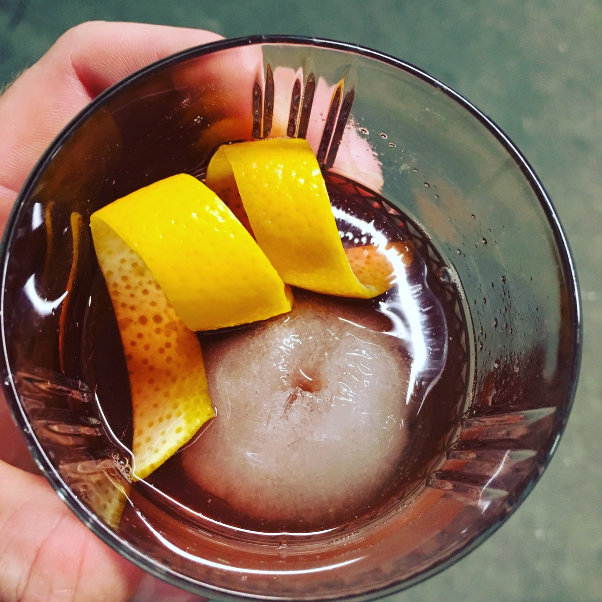 GetBartender's tweet photo. Vil du drikke cocktails i denne weekend? 🍹🍸
Mangler du noget dertil? 💃🏽
Køb alt til festen på vores webshop:
https://t.co/ikaXhIXCrl
*Vi leverer senest i morgen og måske allerede i aften! 
På forhånd skål! 🎉 https://t.co/I5NZ2AfLcx