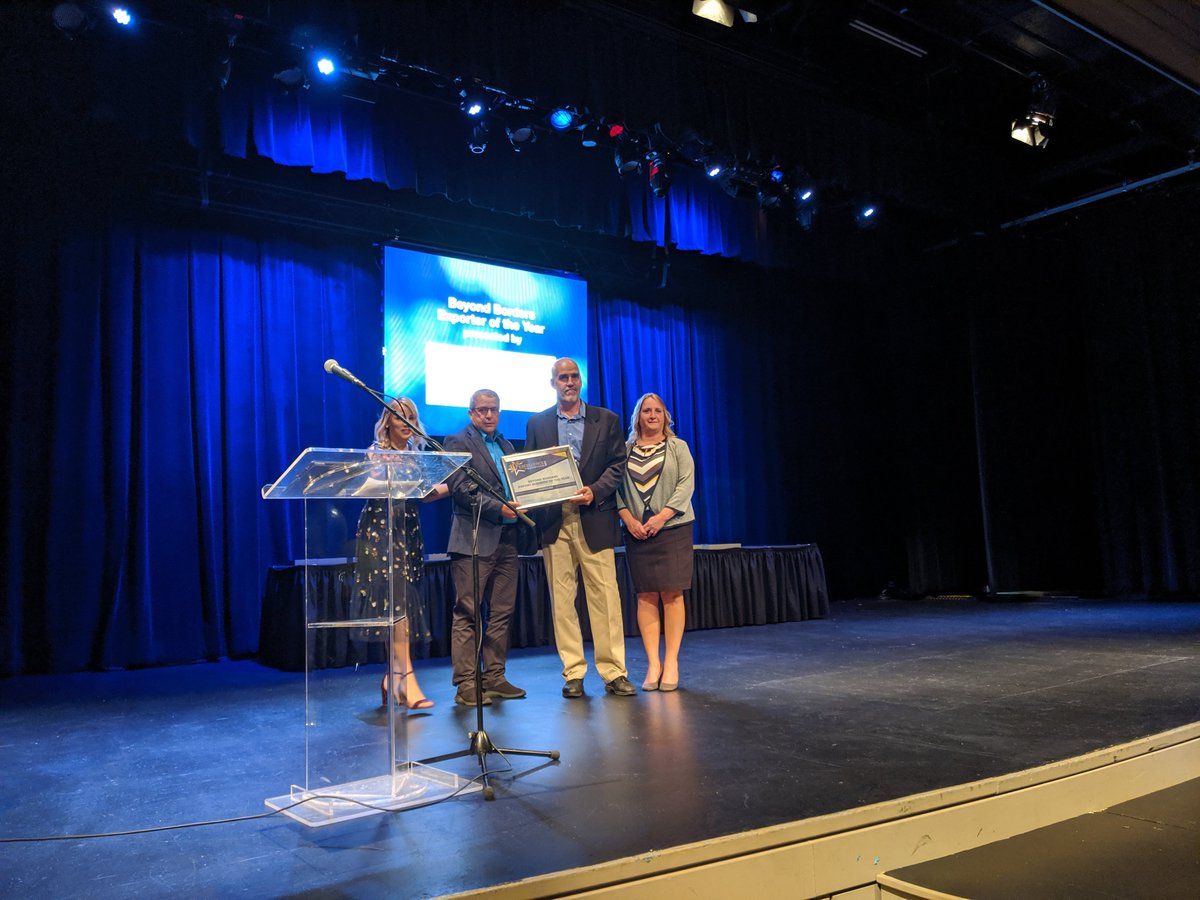 ProtocaseInc's tweet photo. We were so #ProtoProud to be named the @NSBI Beyond Borders Exporter of the Year at the @cbregchamber Excellence in Business Awards last night! π This award belongs to all 230+ members of #TeamProtocase, who work so hard to serve our 14,000 customers worldwide. https://t.co/q1m7Xonun9