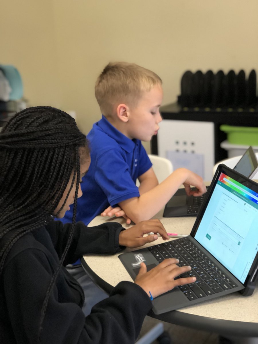 4thRPCS's tweet image. S’s create a #MicrosoftForm about an Early European explorer to test the knowledge of others! What a great way to learn! Ms. Patino tested a few out... these S’s were tricky! #MIEExpert #MicrosoftEdu #showcaseschool @rentonprep @em_chant