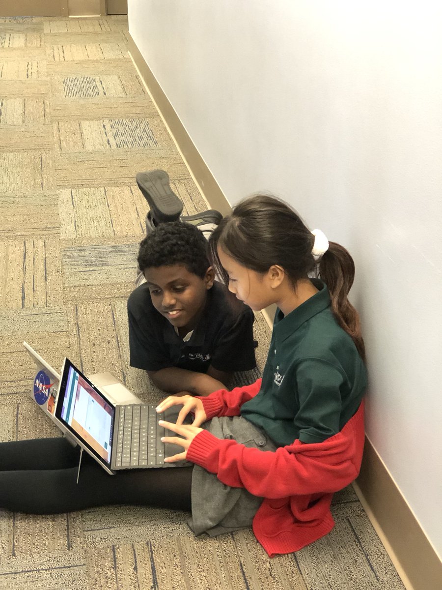 4thRPCS's tweet image. S’s create a #MicrosoftForm about an Early European explorer to test the knowledge of others! What a great way to learn! Ms. Patino tested a few out... these S’s were tricky! #MIEExpert #MicrosoftEdu #showcaseschool @rentonprep @em_chant