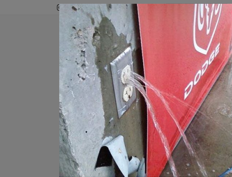 Con_tractors's tweet photo. "Its supposed to do that"
#contractor #handyman #construction #Electrical #electrician #electric #badconstructionjob #badcontractor #contractorlawsuit
#showdyjob https://t.co/TZreQMLPnQ