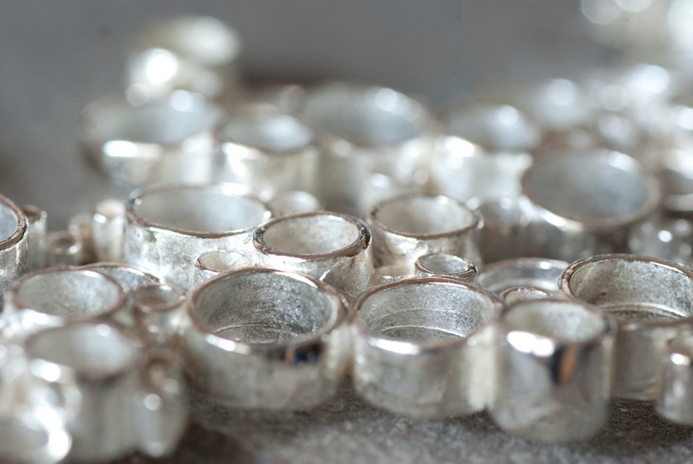 SilverSculptor's tweet photo. Sterling Silver Bubble Statement Ring, Ocean Ring, Statement Jewelry, Wedding Jewelry, Bubble Ring, Sterling Silver Statement Ring, Aquatic https://t.co/AxBzmUaBLY #SilverSculptor #WaterRing https://t.co/PO7IbDEEUd