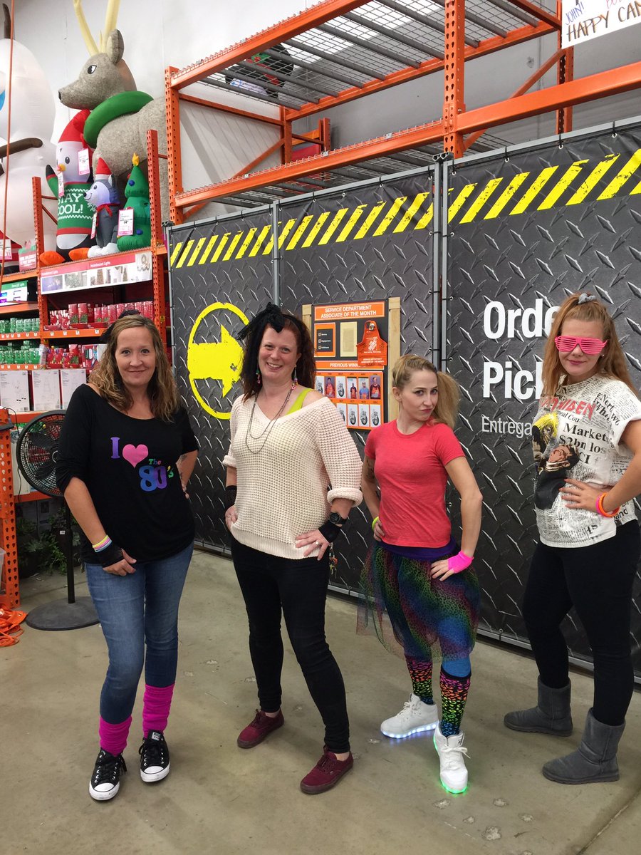 #80sday #80s #CAM2019 <a href="/julescommon/">Julia Common</a> <a href="/redheadems/">Emily Brown</a> <a href="/LilRaBaer/">Sara Baer</a> <a href="/John_Lerch/">John Lerch</a> <a href="/MeganTorresD104/">Megan Torres</a>