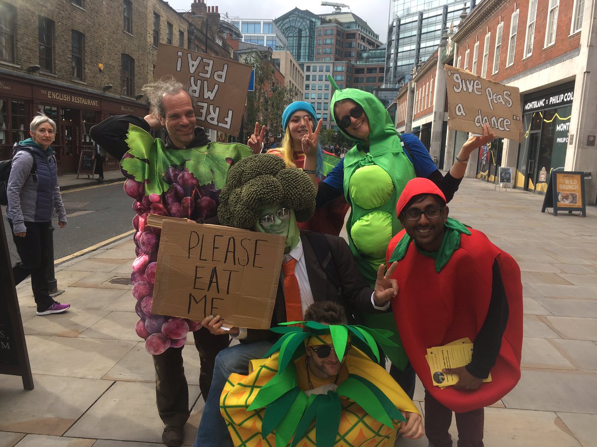 ARNorthEast's tweet photo. Reclaim our rope to protest tomorrow @ 9am Hyde Park ✌🏻#peasandlove https://t.co/b382L3pv5Q