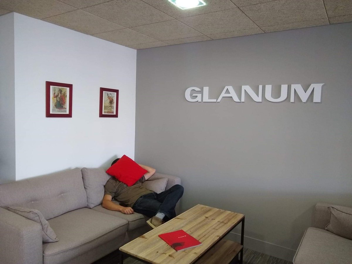 Nouvelle agence Glanum : on est bien !
#processuscreatif #brainstorming #lavieestdure