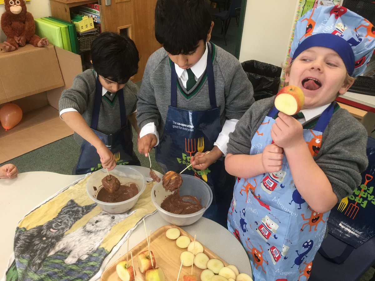There’s a bit of a #Halloween theme in Infants this afternoon. We’ve been making chocolate apples and carving #pumpkins #enrichmentafternoon