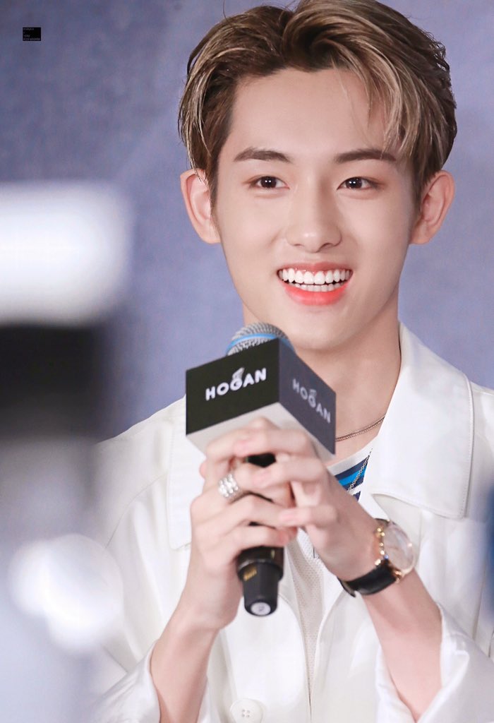 NEBULA_1028 #윈윈 tweet media