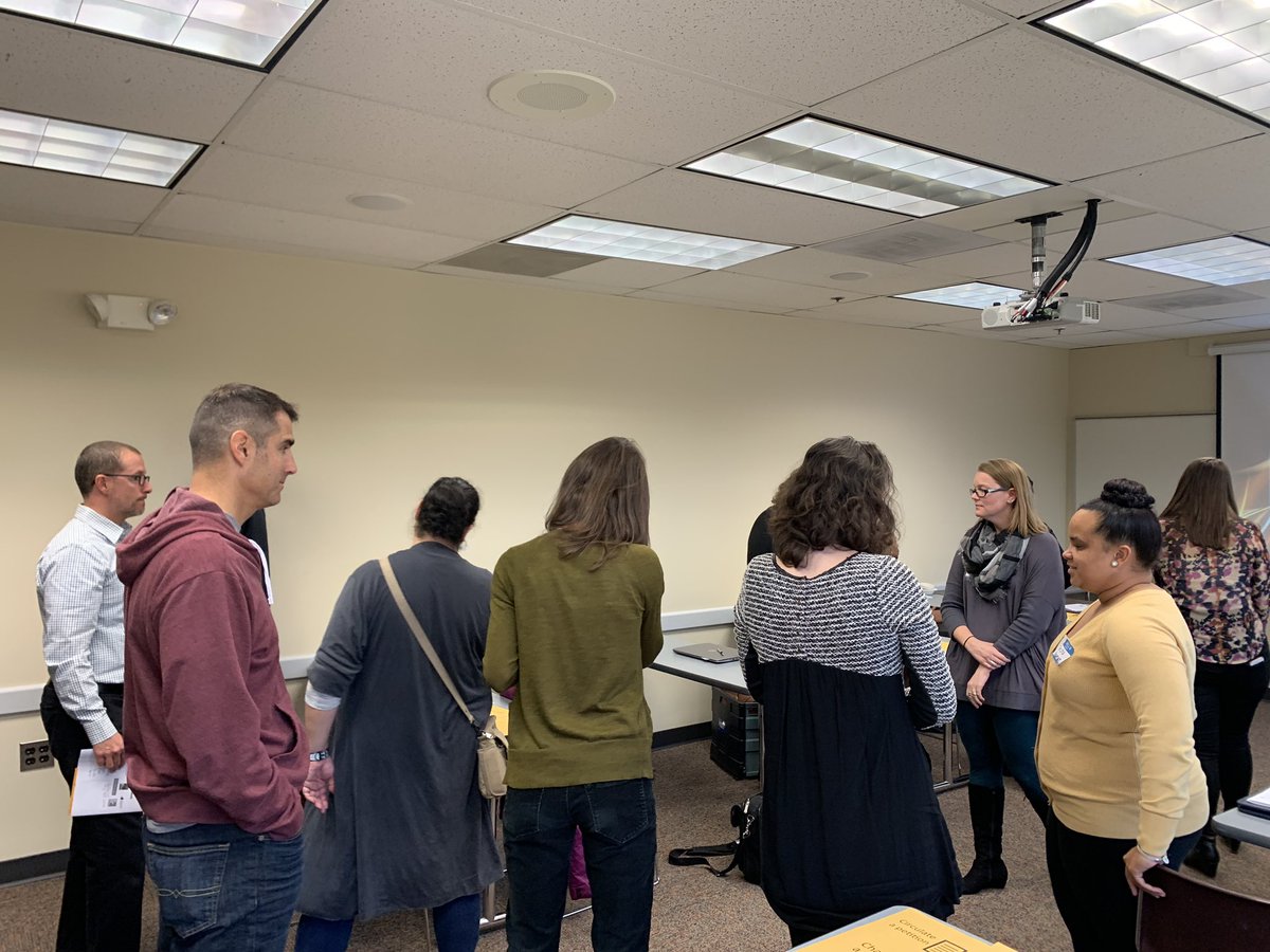 Packed room learning about Ignoghtomg Curiosity with Paige Zimmer presenting at MD@state Socual Studies conference <a href="/MDCSStalk/">MDCSStalk</a> <a href="/hcpss_rbes/">Running Brook ES</a> #IDM