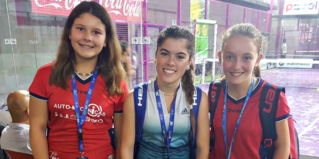 De notable alto la participación del chaval y las 7 chicas <a href="/PadelBizkaia/">PADEL BIZKAIA ZAMUDIO</a> en el Campeonato del Mundo Open Menores por Parejas. Destacar, el oro en Previa Consolación Under 14 de Uxuri Guerrero. ¡Enhorabuena!
#MundialPadelMenores19 #MundialMenoresCastellon2019 <a href="/MMenoresCS/">Mundial Menores</a>