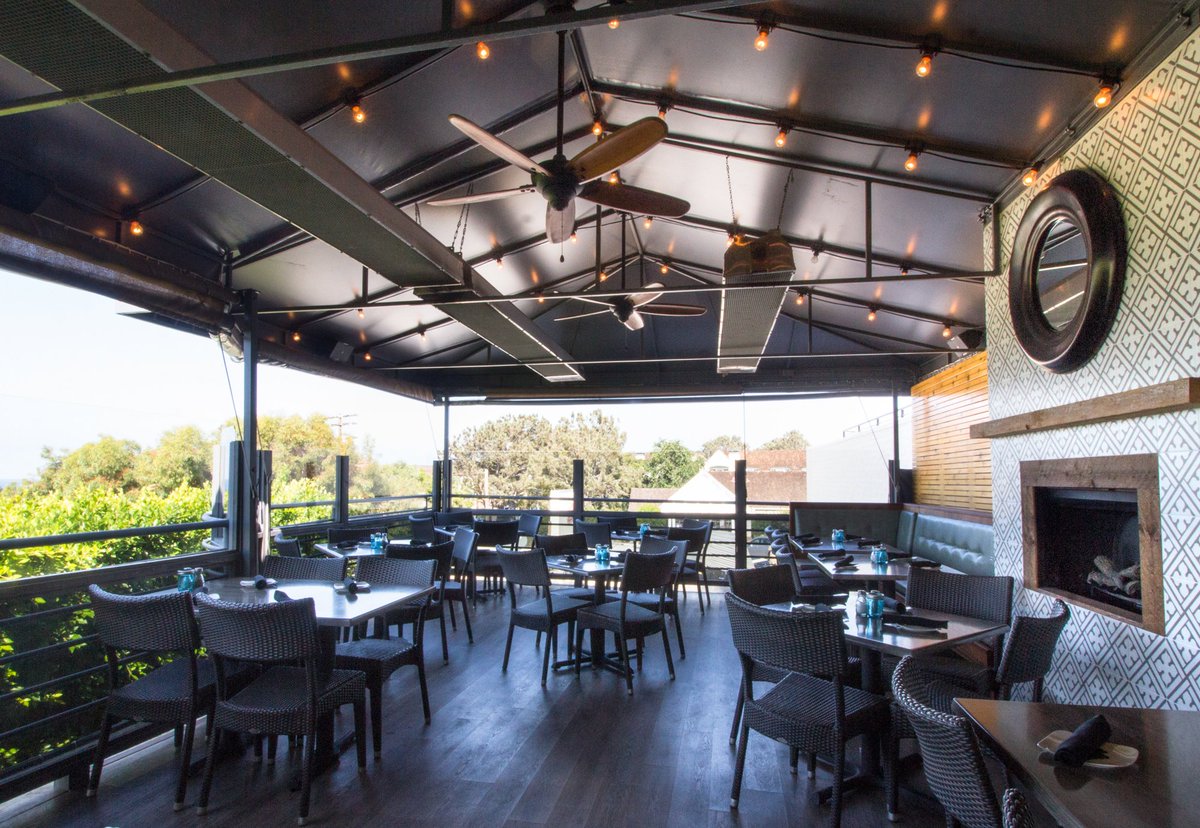 SbiccaDelMar's tweet photo. The perfect venue for your Holiday Party! Book your party today! https://t.co/u8kiSUE64X https://t.co/paMQXA6RIl