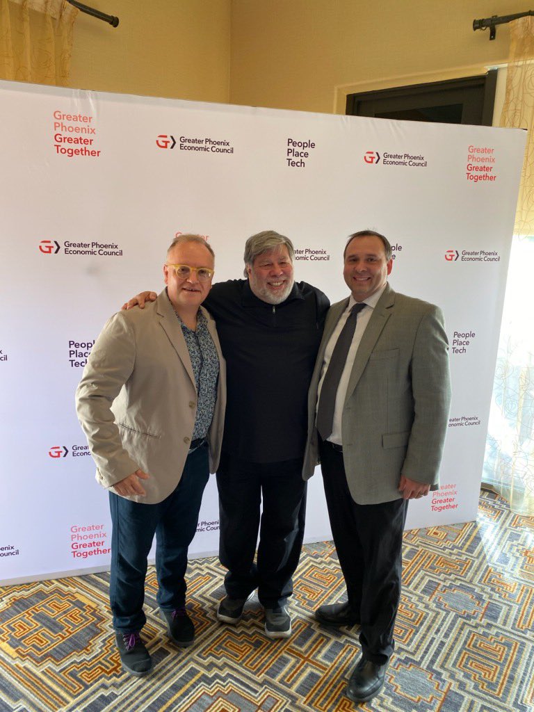 Woz U and TranZed Apprenticeships seal their  partnership in the Apprenticeship Revolution. Taking world class skills in the tech sector seriously.
