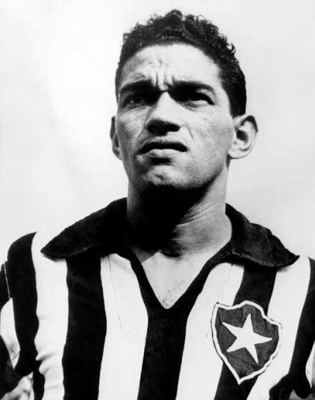 Botafogo de Futebol e Regatas - Há 87 anos, nascia o maior jogador de todos  os tempos: Mané Garrincha! O BOTAFOGO se orgulha de ter apresentado ao mundo  talento jamais visto na