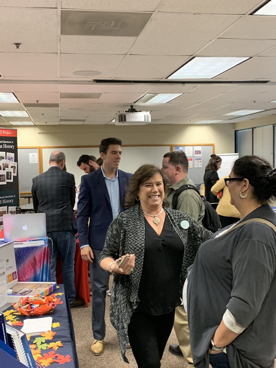 Teachers are loving the MD Council for Social Studies Conference vendor sessions <a href="/MDCSStalk/">MDCSStalk</a> #conferencing