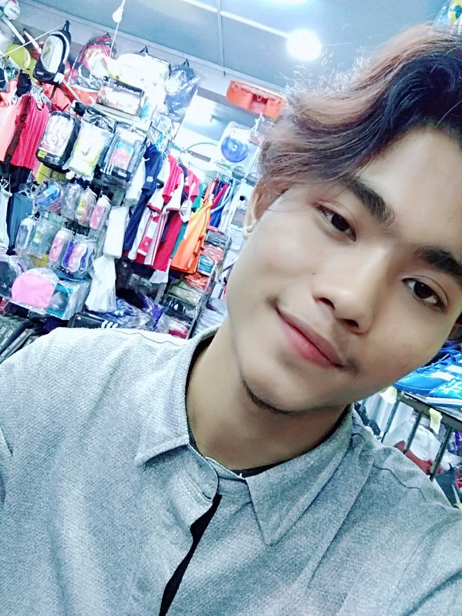 HanMinT03849333's tweet photo. ချစ်လား https://t.co/8JyJuN4JTX