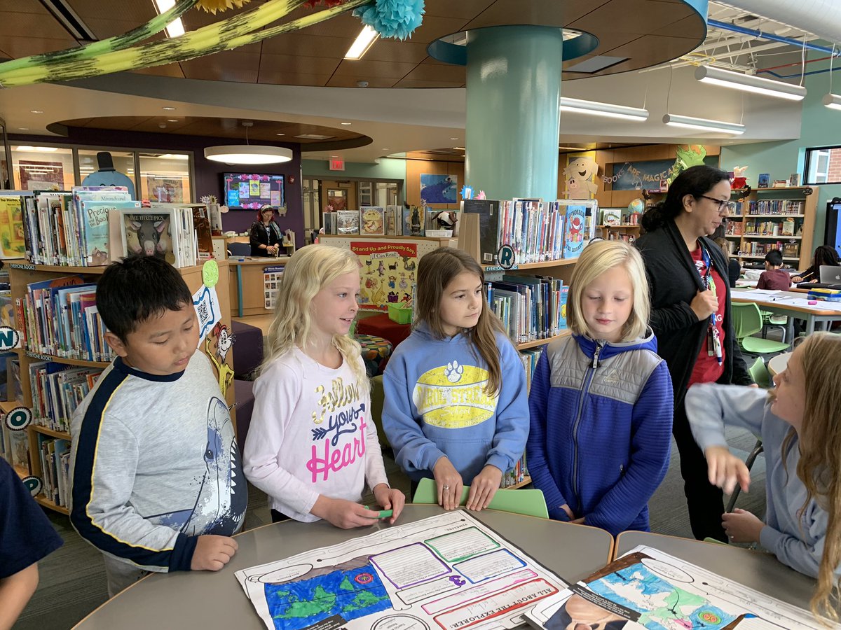 CSroom112's tweet image. #ExplorersWeek @ccsd93 with 3rd graders @RexiliusSandra @MrsPetersCS