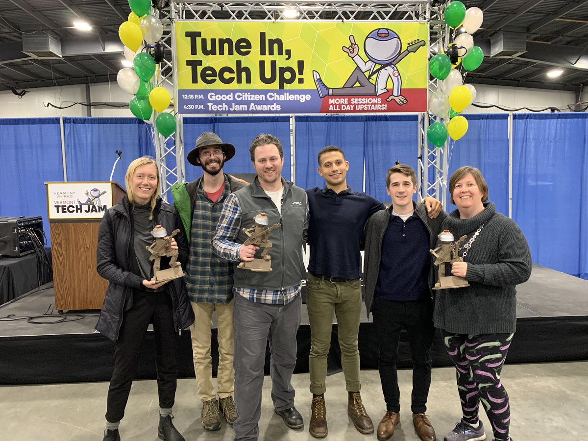 bca_online's tweet image. Thank you @techjamvt &amp;amp; @vtTechAlliance for awarding BCA Best Tech Business of the Year! #TechJamVT