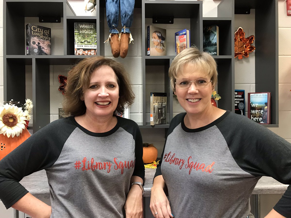 AHSTIGERMEDIA's tweet image. #Librarysquad