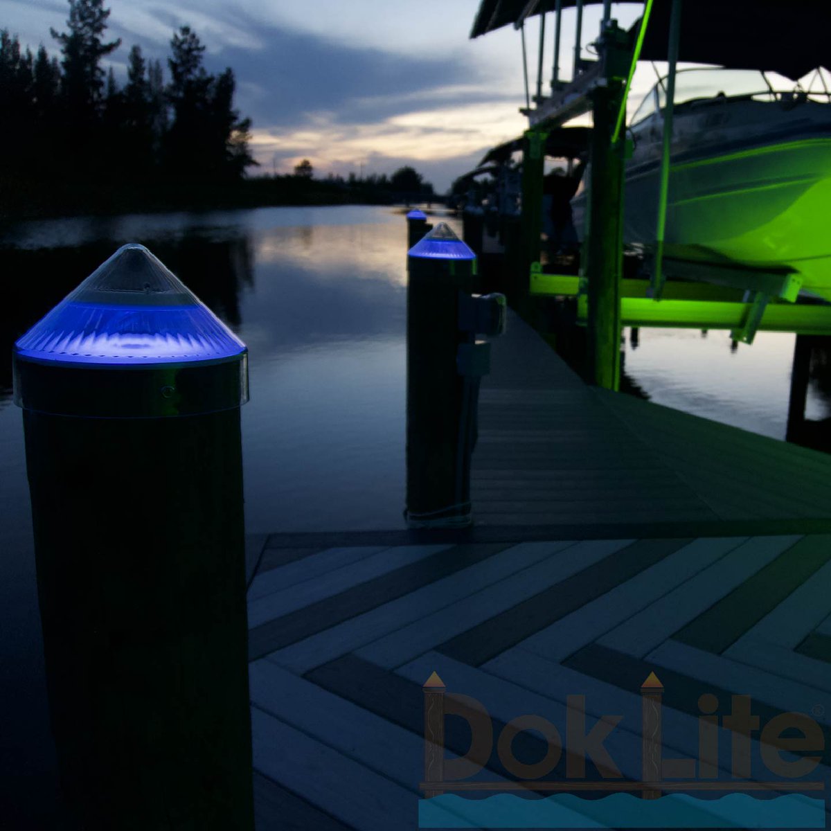 Doklite_DokLife's tweet image. Make any dark canal safer with DokLites!

#doklite #docklight