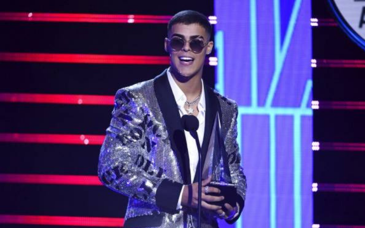 PRODU's tweet photo. #EEUU: @Telemundo fue líder del prime hispano con la transmisión de los #LatinAMAs2019 #Ratings (preliminares) (Adultos 18-49 años) #LatinAMAs https://t.co/pwXgPdp8uV