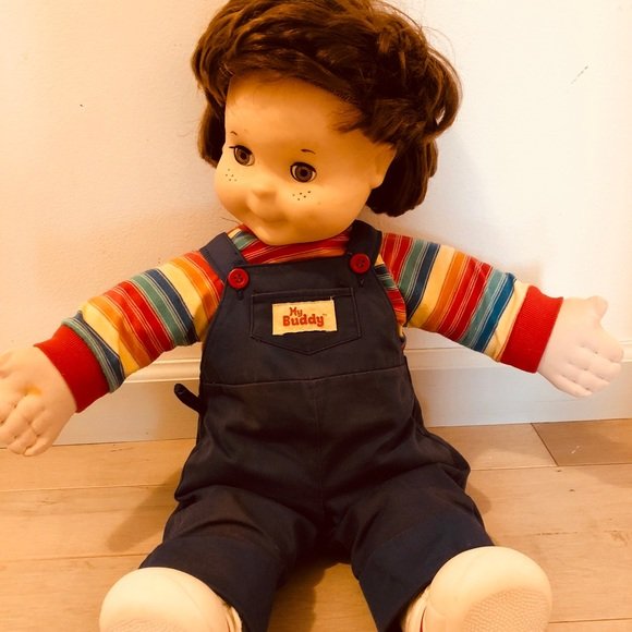 SonOfLarryJoeSr's tweet image. It didn't go well at all. I'm sure he had it played out differently in his head, but looks can be deceiving.
How was he suppose to know the guy with the girl wasn't just her very special friend. He looked very friendly walking around looking like My Buddy. #ClassicMistake 😂