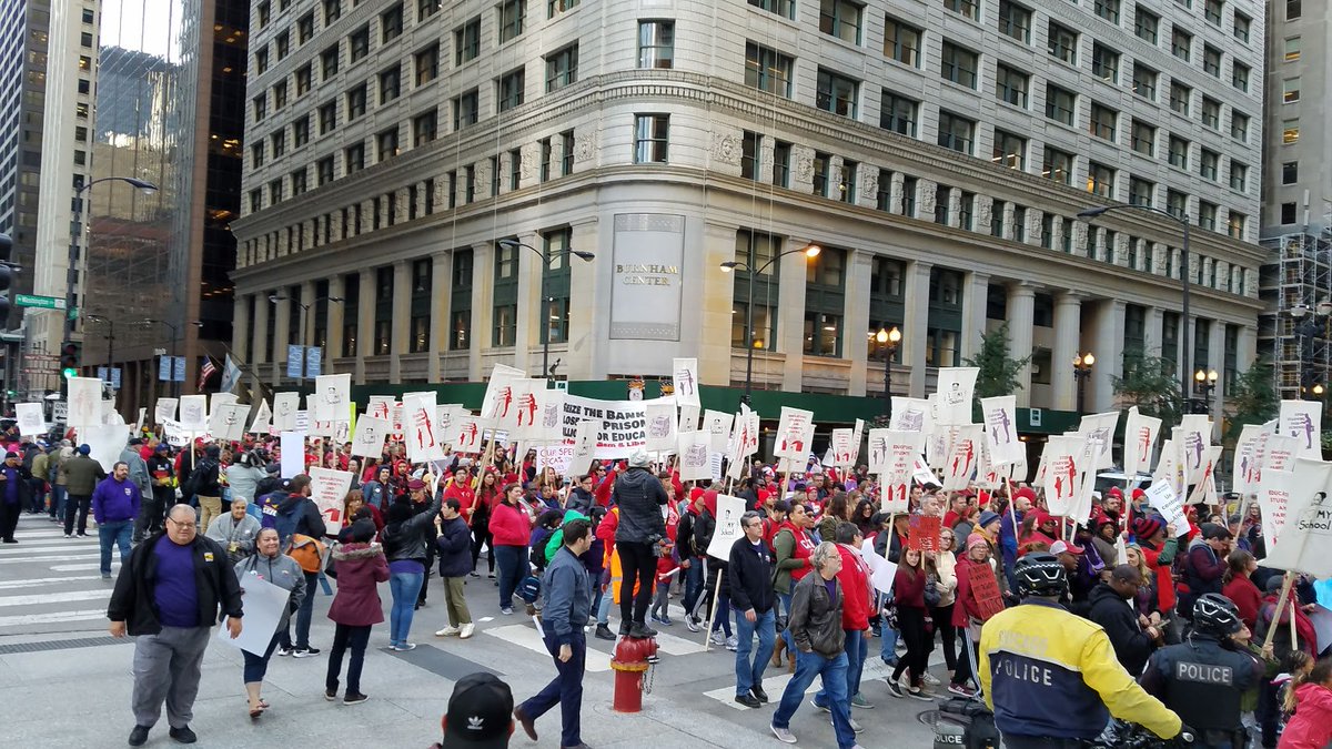 NEAToday's tweet photo. The #RedForEd movement is only getting stronger💪🏽 from Chicago, to Fairplay, to Little Rock, to Mendota!

Across the nation, educators, parents, and community allies are coming together and standing up for our students! 
#FairContractNow #SPEAStrong #OneLRSD #PutItInWriting https://t.co/ts67v4HQvL