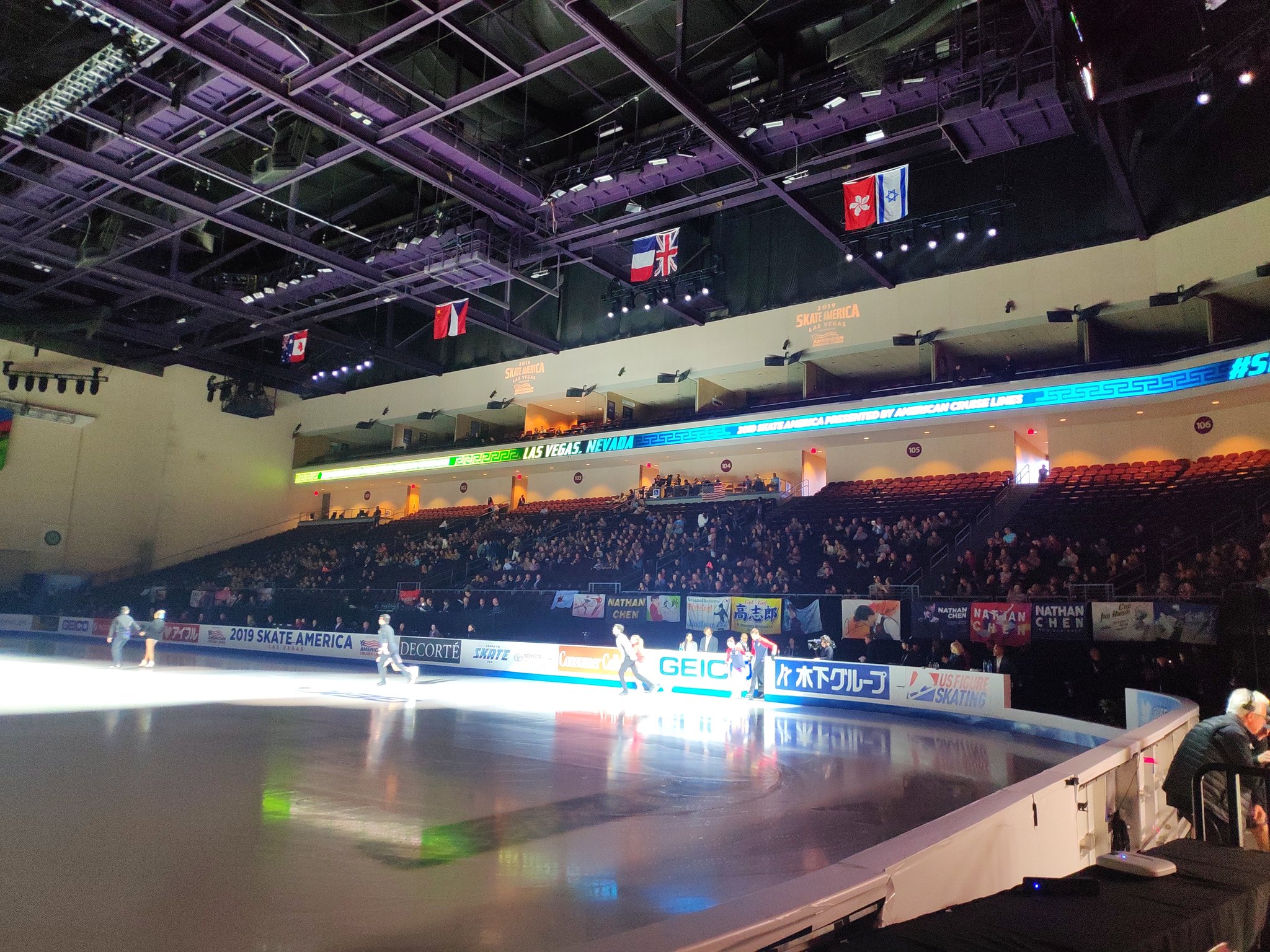 GP - 1 этап. Skate America Las Vegas, NV / USA October 18-20, 2019   - Страница 7 EHL6aVQUYAASJBH?format=jpg&name=4096x4096