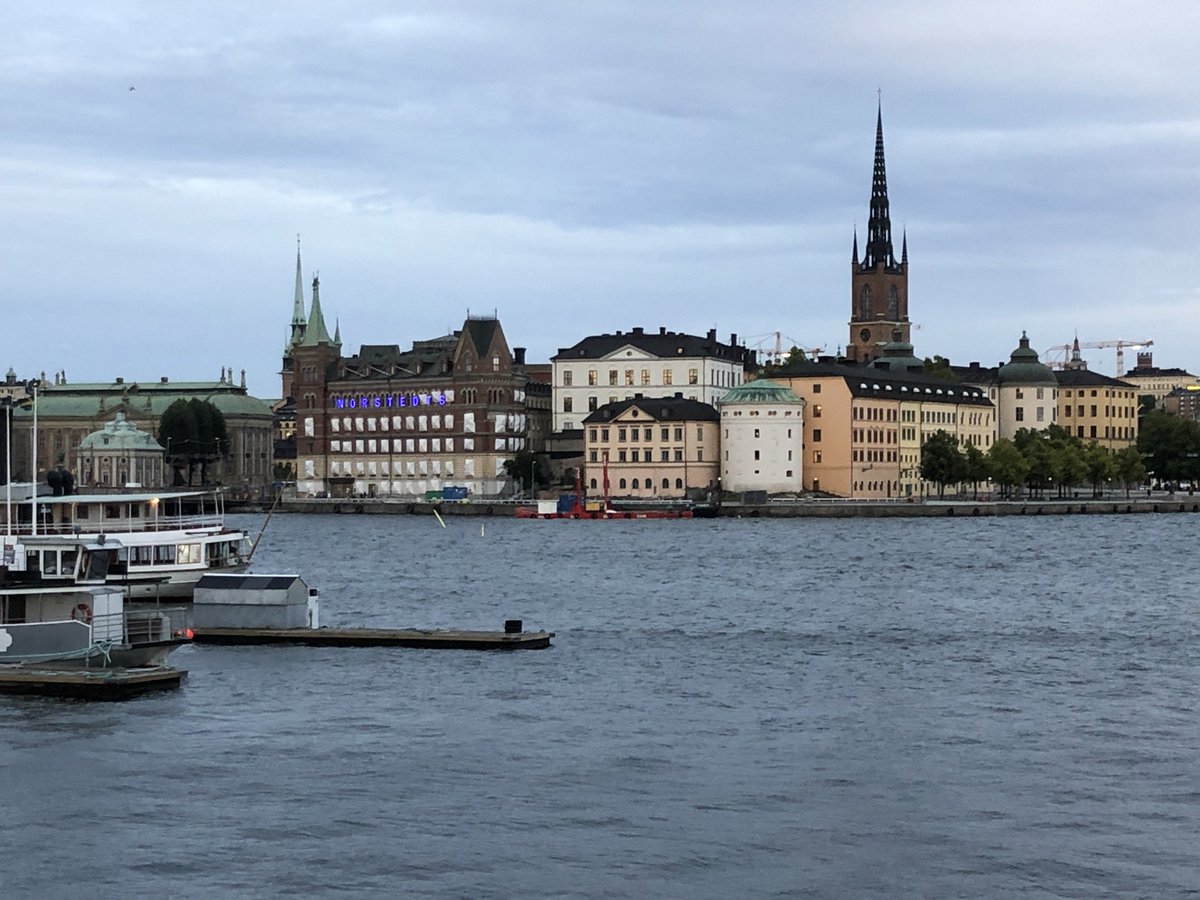 MSCanOfficial's tweet photo. Learn about the latest advances in MS research shared @ectrimscongress. The conference featured educational sessions, lectures, poster sessions and discussions: https://t.co/3Nq2tzI9Jo. #ECTRIMS2019 #ActsofGreatness https://t.co/8x1ivKOp2Z