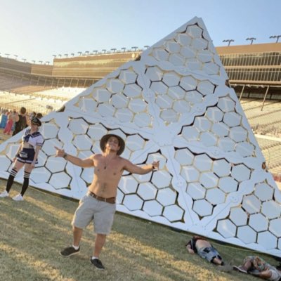 thechambleezy's tweet photo. #NewProfilePic https://t.co/ZHus1Q356z