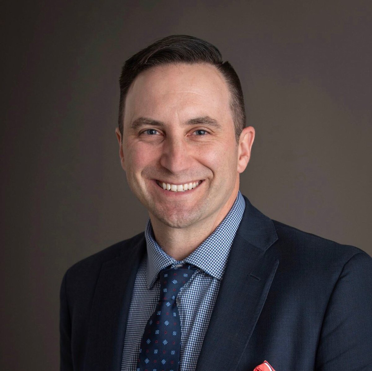New mugshot courtesy of Bethany Dinovski, Bethany Sharp Photography.  Thank you Bethany!
