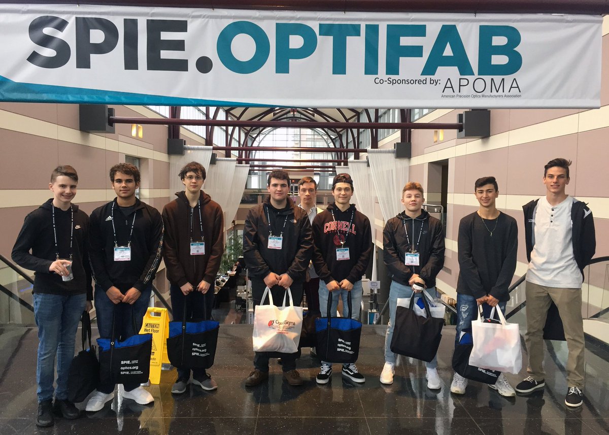HiltonCSD's tweet photo. 9 Intro to Optical Technology students attended #OptiFab, the largest conference for the #Optics Industry in N. America. The conference, held at Rochester Riverside Convention Center on 10/15-17, gave the students a chance to network w/industry reps. https://t.co/eS8zZyaVjM https://t.co/FMT4mPkZdl
