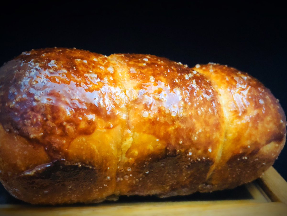 kboylechef's tweet photo. Tomato and fennel seed parkerhouse rolls!! Part of our new bread serving! #autumnchangesπ #restaurantladyanne #mg2020 https://t.co/ezmvKhsEKf