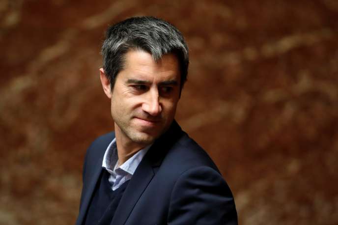 postbadruffin's tweet photo. un joyeux anniversaire à notre postbad national @Francois_Ruffin ❤ https://t.co/WmEOC16uMB
