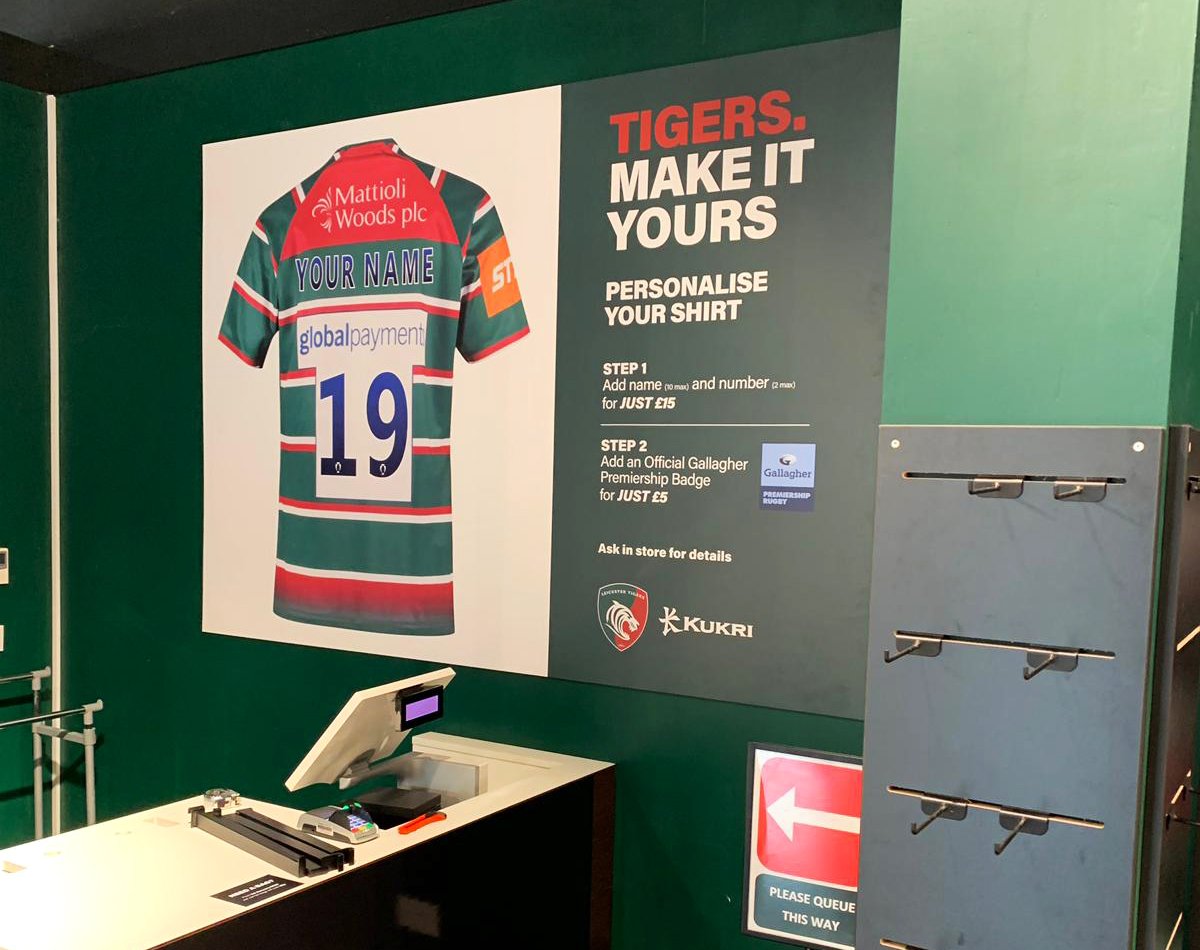 Glasshouse_GH's tweet photo. Happy Friday! Heres some photos from @LeicesterTigers latest kit launch, we printed and fitted out the shop. ⚽️🐯 #print #largeformat #vinyl #largeformatprinters #leicestertigers https://t.co/h9mQA67yNI
