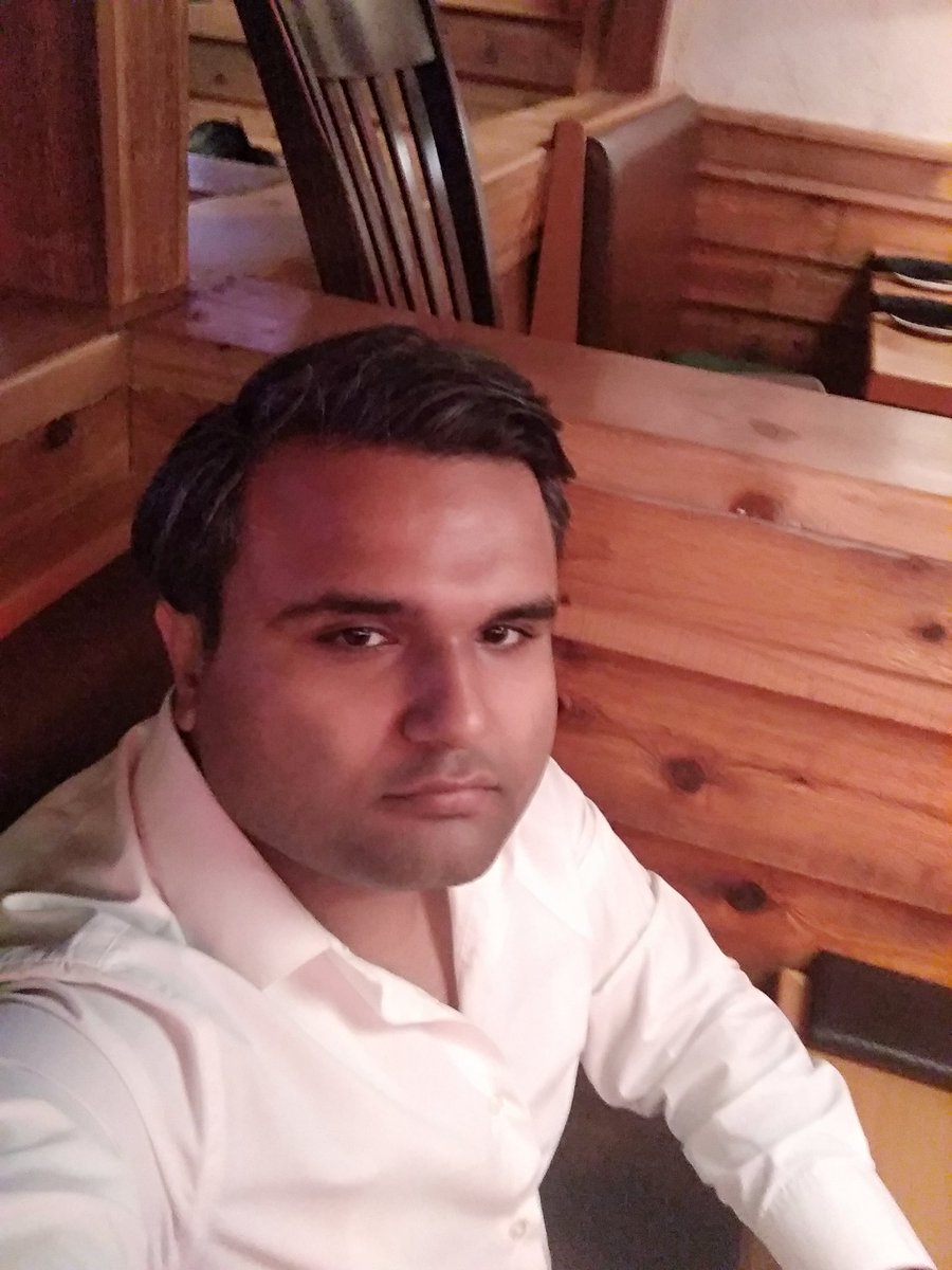 UsmanSattarMD's tweet image. Wrapped up a wonderful week at @GITEXTechWeek in #Dubai. From crazy monents to the mellow ones. From meeting friends to making new ones...... Everything to be cherished! 😀 #Gitex2019 #gitextechweek2019