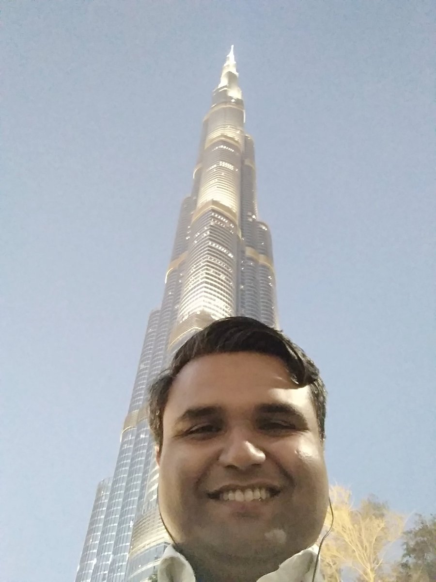 UsmanSattarMD's tweet image. Wrapped up a wonderful week at @GITEXTechWeek in #Dubai. From crazy monents to the mellow ones. From meeting friends to making new ones...... Everything to be cherished! 😀 #Gitex2019 #gitextechweek2019