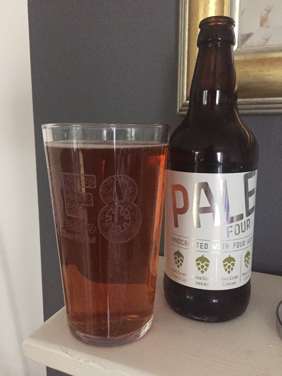 davis_ws's tweet photo. @TringBrewery @AstonClintonBF @johnboy9876 #fridaybeeroclock https://t.co/1hpqTJQ40S