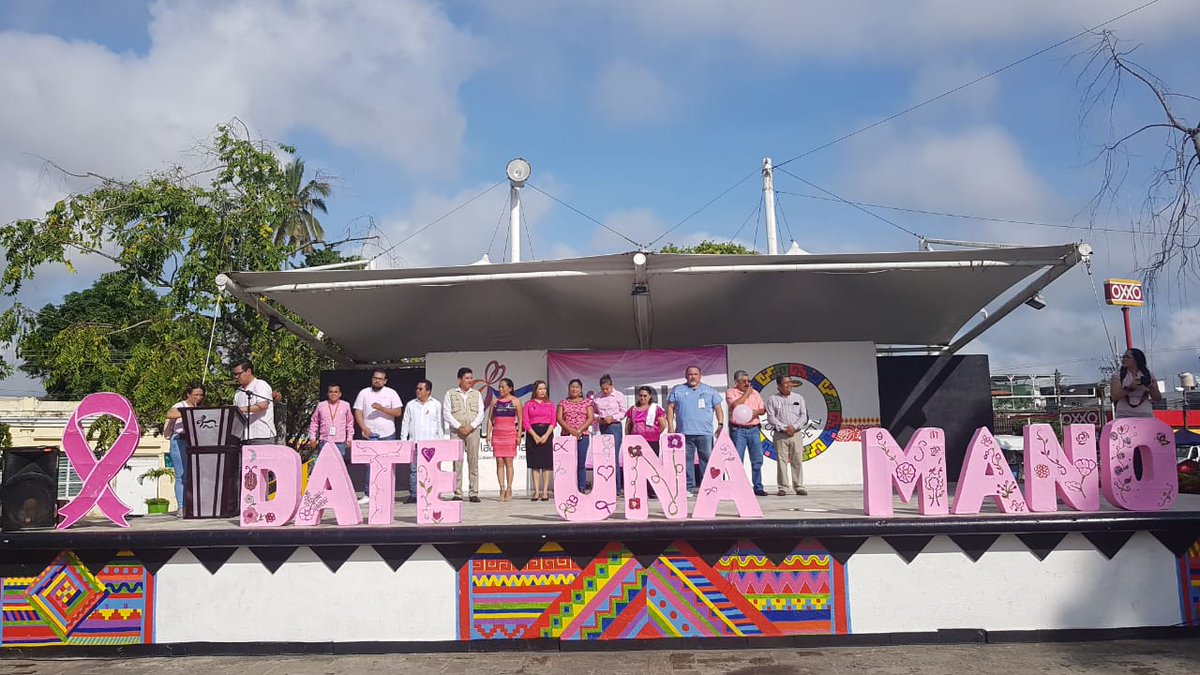 3Tuxtepec's tweet photo. Conmemora la Jurisdicción Sanitaria Tuxtepec en coordinación con el DIF Municipal, Día de la Lucha Contra el Cáncer de mamá.
#DateUnaMano
#LuchemosContraElCáncerDeMama https://t.co/W0sjjdbNHW