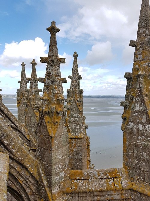 J-1 avant les #40 RDV de la baie pour fêter le 40ème anniversaire de l’inscription du #MontSaintMichel et sa baie à l'#UNESCO, de nombreuses #activités sont organisées. 
Toute la programmation 👉swll.to/WiwOij
📷E.Cohier