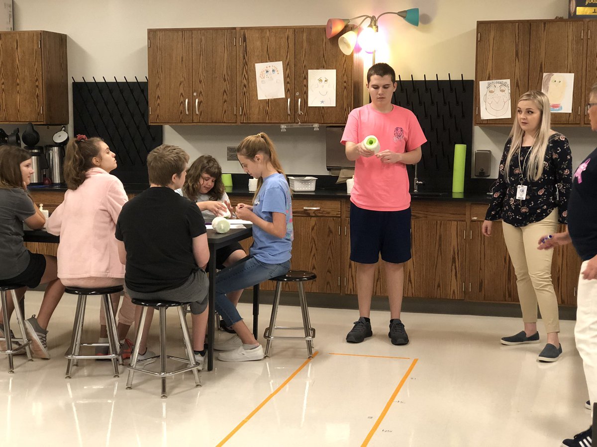 oakhillslions's tweet photo. Mrs. Nispel’s Lions had so much fun with their ‘Boo Boppers’ lesson! Learning how far differently weighted objects will travel! 🍬 🎲 ♟ #LionsLearning #STEMedu @NispelLeann @MrsSedoffOHJH @newtonohjh @ohjhschoolnews https://t.co/N12zTIRqU1