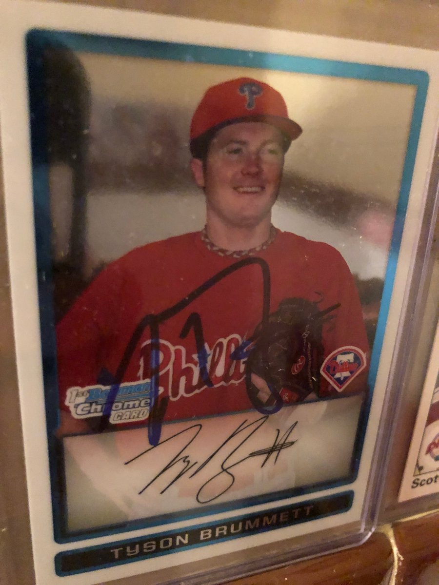 TheReliefRoom's tweet photo. Today in #ReliefRoom history 2012: Tyson Brummett is selected off waivers by the Blue Jays from the #Phillies. He'd never play for the Jays & retired having pitched 2/3 of an inning. He gave up 2 singles & got 2 K's & was a fashion influencer w/ that sweet necklace. #ABigDeal https://t.co/gCBt7VbwMp