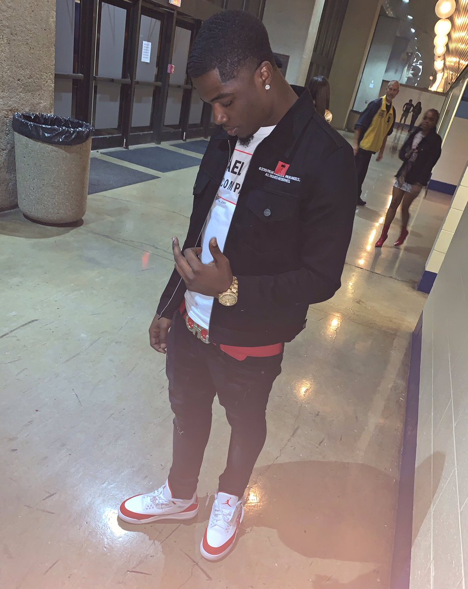 CEO_PESO's tweet photo. Spent a rack on the jacket fck if ion match it . π₯ #PalmAngels πΌπ #2paid #TSUHC2K19 https://t.co/BCaeSpHdvt