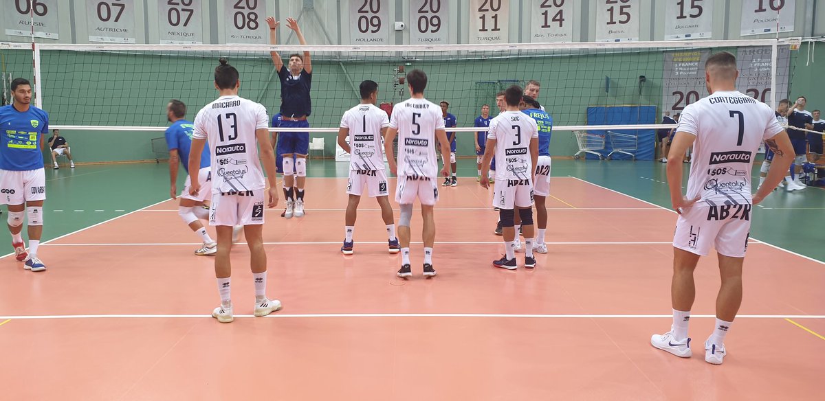 FrejusVarVolley's tweet photo. FRANCE AVENIR 2024 🆚️ AMSLF VB 

⏰ H-30 MIN 

🚨 Suivez le match en live score sur notre page ou sur LNVTV 🖥.
@LNVofficiel #lbm #creps @creps_montp @FrancePole @VilleDeFrejus https://t.co/LRqOnyEq3Y