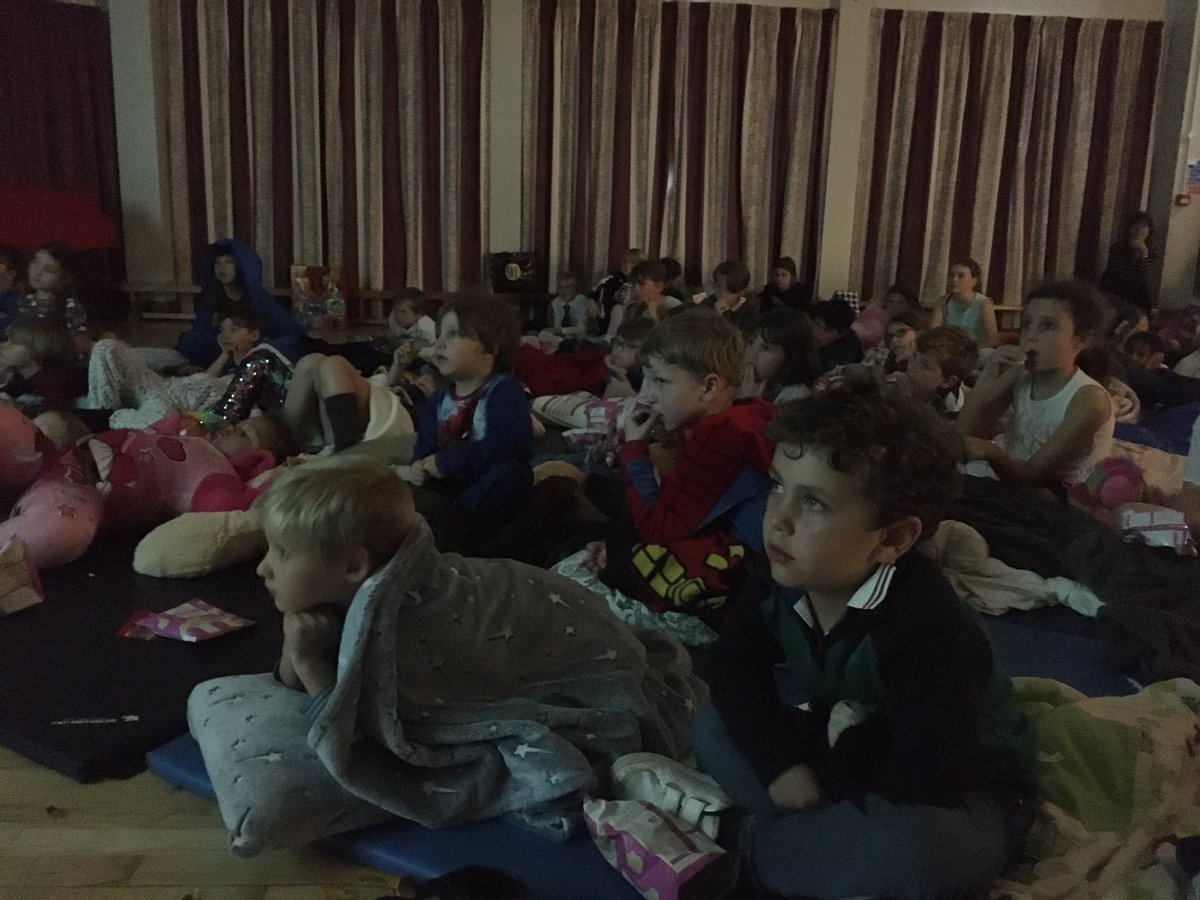TrudyGolding1's tweet photo. Movie night at Battle Abbey Prep Bexhill https://t.co/rwptZA95KO
