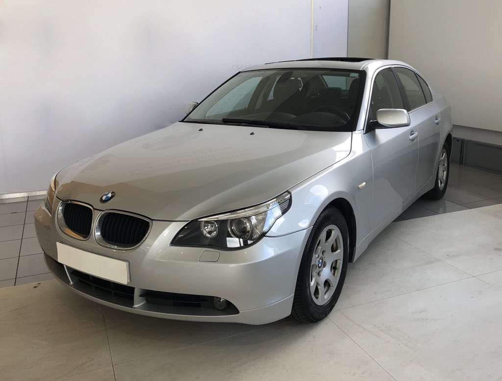 GrNoya's tweet photo. 💥 BMW 520 2.0 D - 163CV 💥

 ✔️ 141.276 Km
 ✔️ Financiación a medida
 ✔️ 12 meses de garantía

 ✖️ Solo 8.900€

 ➕ Info. 👉 https://t.co/q8DcHHeW3x https://t.co/rgQwwC5G7b