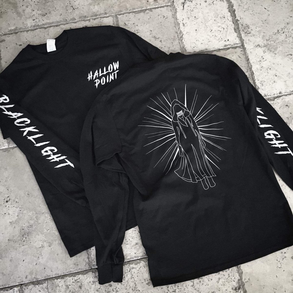 Hallow_Point's tweet image. ‘BLACKLIGHT’ LONGSLEEVES

Get ready for winter and pick one up at our store now! 👇

Smarturl.it/hallowpointsto…