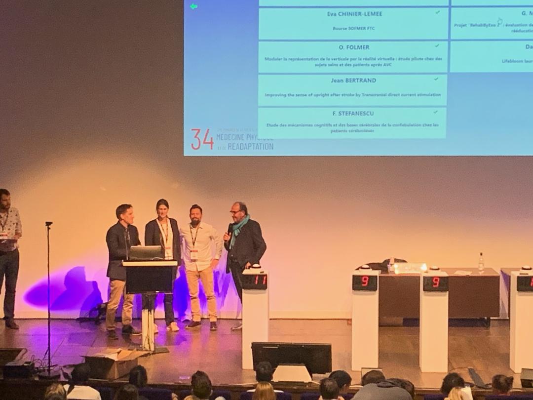 FraudetB's tweet image. Remise du prix SOFMER a Marie Babel de l&apos;@INSA_Rennes qui associe le @HelierPole dans le bel esprit de collaboration qui anime le projet #ADAPTproject !