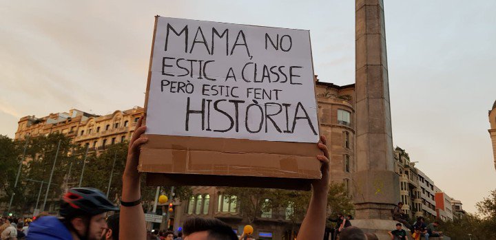 Riosalido's tweet photo. @InesArrimadas en serio no te cansas nunca de mentir??
Un abrazo guapi! https://t.co/eYcyZMD2EQ