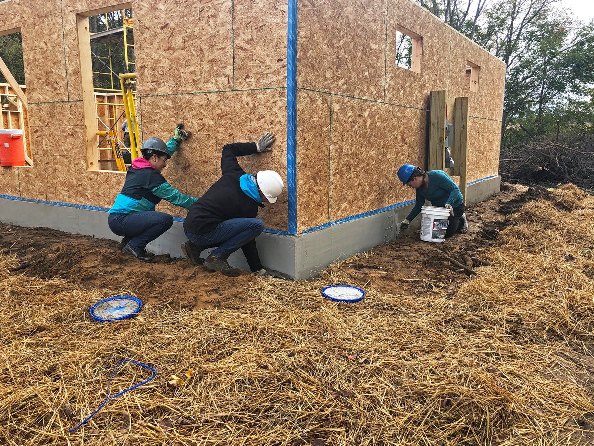 ByceAssociates's tweet photo. The Byce Team had an amazing time yesterday volunteering with @HabitatKazoo! Thank you for the opportunity to serve our Community!

#ByceAssociates #HabitatforHumanity #DiscoverKzoo #Volunteer https://t.co/DUZMbbtv9N