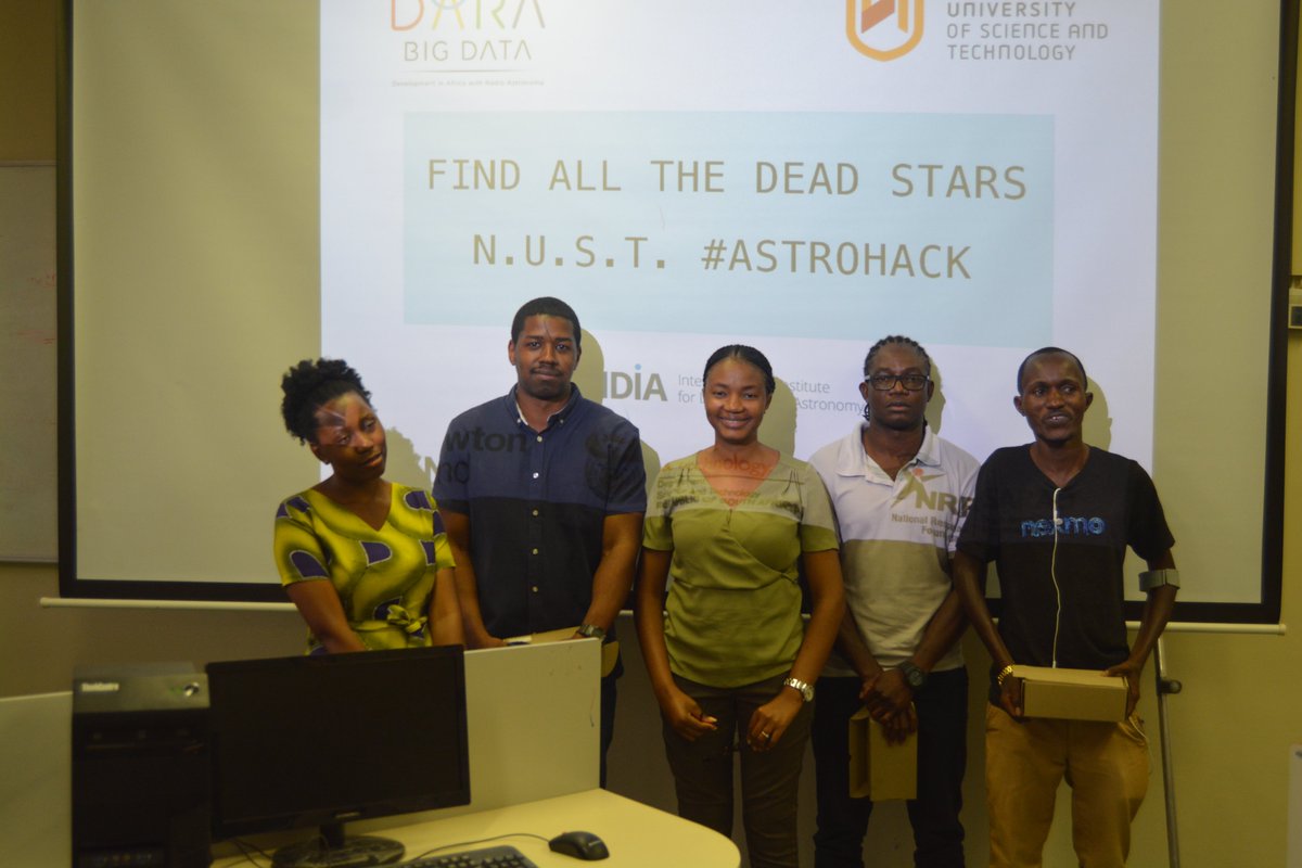 _nustfci's tweet photo. Out of the 6 teams who competed, team 4 won the DARA Big Data Hackathorn Competition.
#DARA_Big_Data_project
#NUST
#Hackathorn
#Collaboration
#4IR
#Astrohack https://t.co/QTjiwHYu2n