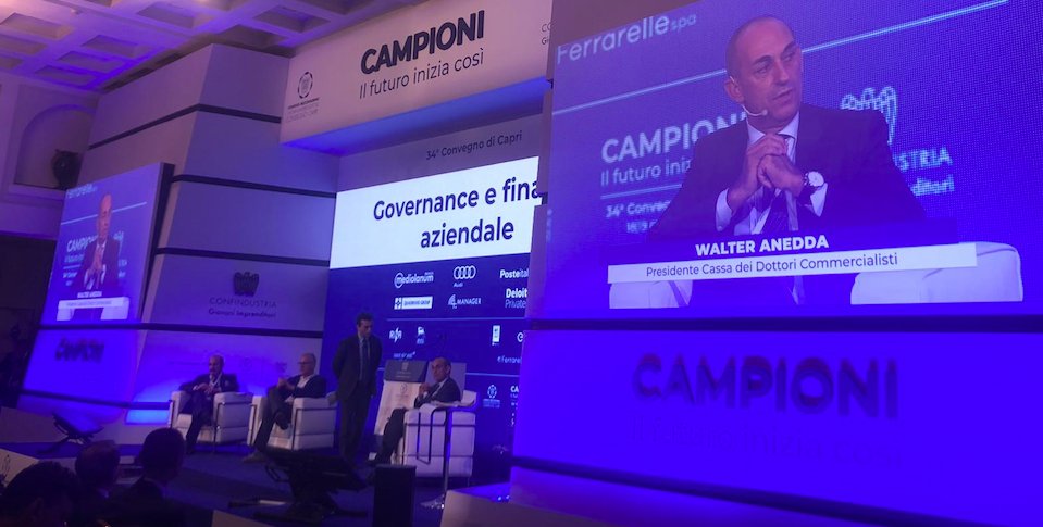 Cassa_CDC's tweet photo. Al convegno @GIConfindustria #capri2019 l’intervento del presidente CNPADC
@walteranedda: “bene stimolo al Governo per incentivi a investitori istituzionali che puntano sull’economia reale” https://t.co/0lPTDVQr8w